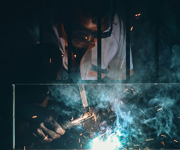 The rise of cross-border e-commerce has ushered in the era of small orders and quick responses for hardware accessories going global