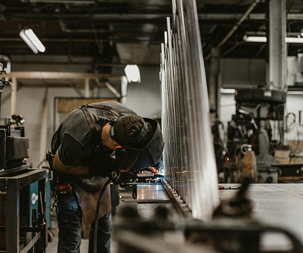 The breakthrough path of hardware accessory enterprises from hidden champions to brand breaking through the circle